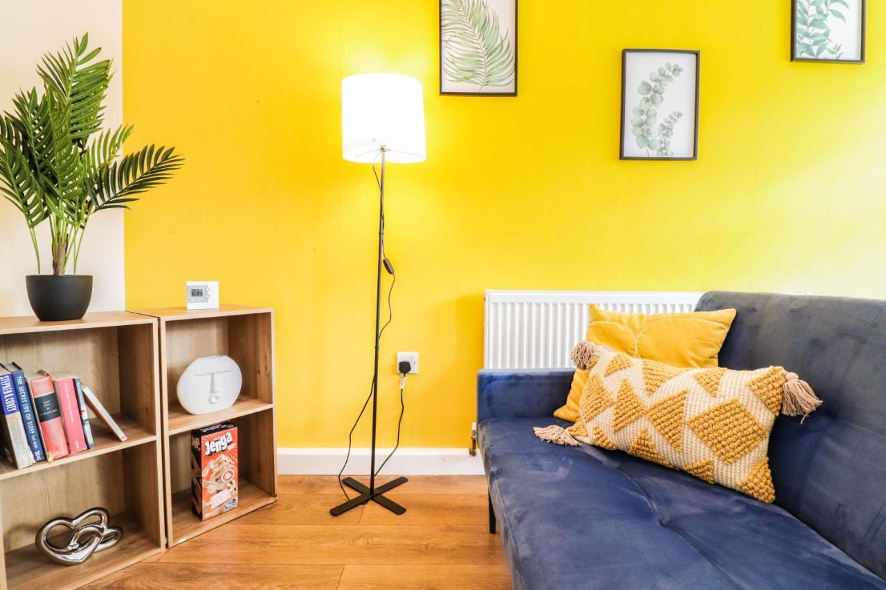 Spacious 1 Bed Flat-Free Parking Hillingdon Exterior foto